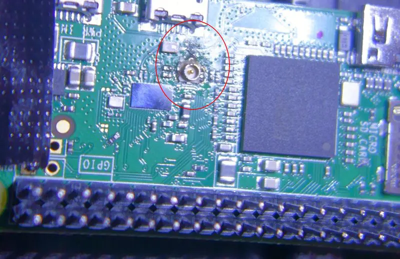 Raspberry Pi Zero Wの無線アンテナを外部化して金属ケースに入れる 11
