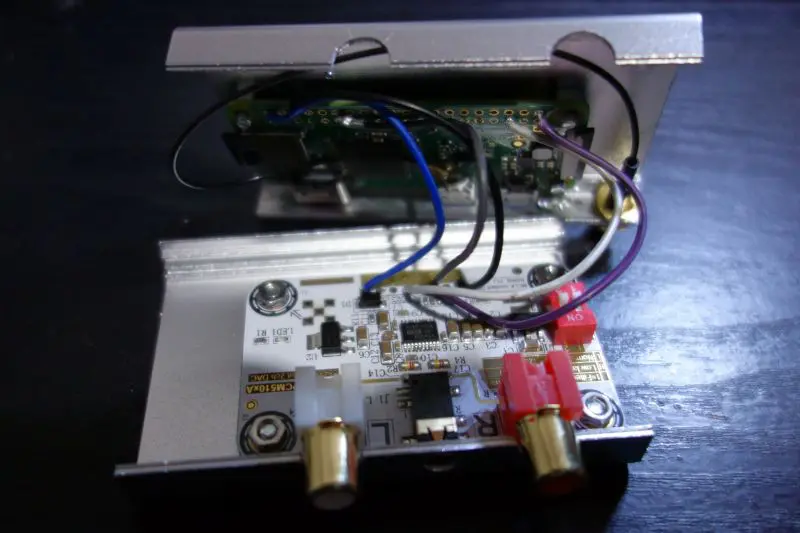 Raspberry Pi Zero Wの無線アンテナを外部化して金属ケースに入れる 17