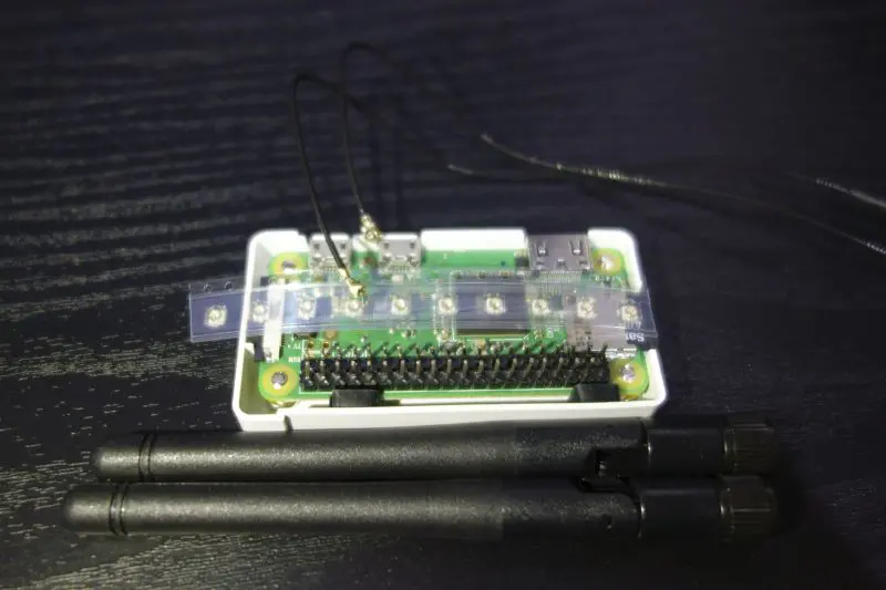 Raspberry Pi Zero Wの無線アンテナを外部化して金属ケースに入れる 6