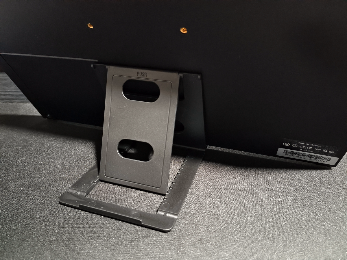 格安の15インチ中華モバイルディスプレイを買ってみた 12