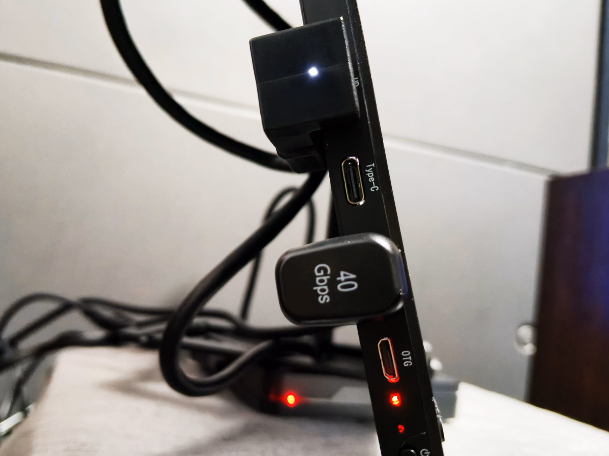 格安の15インチ中華モバイルディスプレイを買ってみた 19
