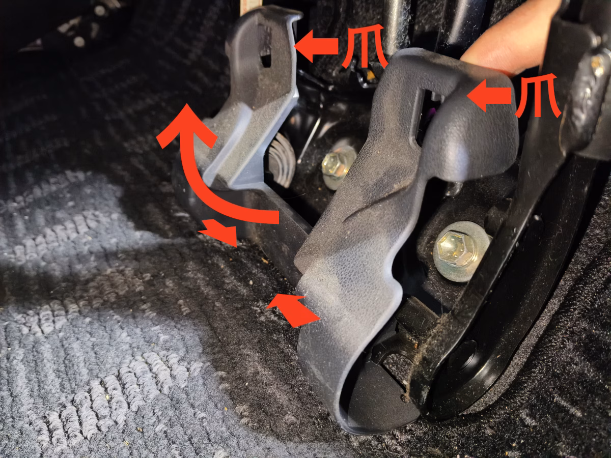 古い車の近代化改修 低グレード車をフロアの静音施工で超高級車並みの静けさに 6