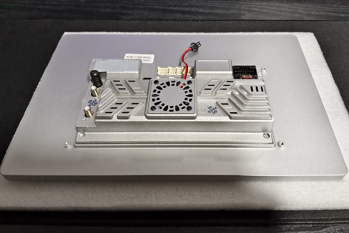 UIS7870搭載のAndroidナビ(ヘッドユニット) TS20を買ってみた 12