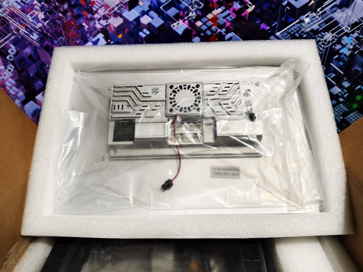 UIS7870搭載のAndroidナビ(ヘッドユニット) TS20を買ってみた 6